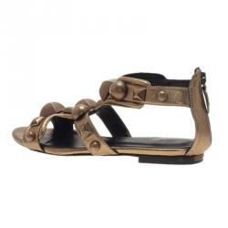 Pre Owned صندل بربري جلادياتور ميغا مرصع ذهبي مقاس 37