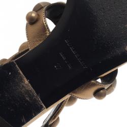 Pre Owned صندل بربري جلادياتور ميغا مرصع ذهبي مقاس 37