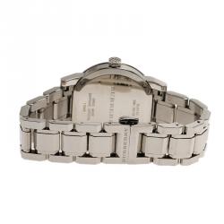 Pre Owned Burberry Silver Stainless Steel Heritage Collection Women's Wristwatch 36MM