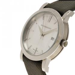 Pre Owned Burberry Silver Stainless Steel Heritage BU1378 Women's Wristwatch 38MM 