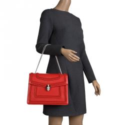 مملوكة مسبقًا Bvlgari Red Leather Large Serpenti Forever Ruffled Shoulder Bag