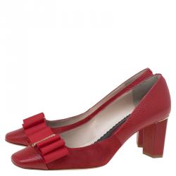 Pre Owned Carolina Herrera Red Leather and Suede Bow Pumps Size 39