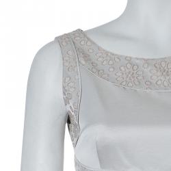 Pre Owned فستان كارولينا هيريرا بيج مطر ز بلا أكمام S