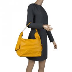 Pre Owned Carolina Herrera Yellow Leather Hobo