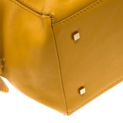 Pre Owned Carolina Herrera Yellow Leather Hobo