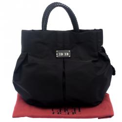 مملوكة مسبقًا Carolina Herrera Black Nylon Braided Handle Tote