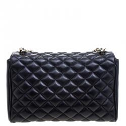 Pre Owned Carolina Herrera Black Quilted Leather Flap Bag