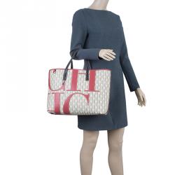 Pre Owned Carolina Herrera Beige Canvas Shopper tote