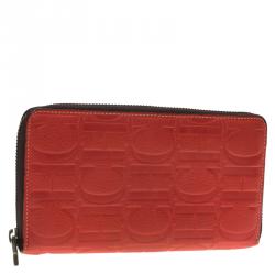 Pre Owned Carolina Herrera Red Monogram Leather Zip Around Wallet 