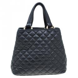 Pre Owned Carolina Herrera Black Quilted Leather Tote