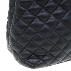 Pre Owned Carolina Herrera Black Quilted Leather Tote