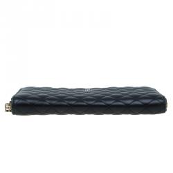 Pre Owned Carolina Herrera Black Quilted Leather Zip Around Wallet
