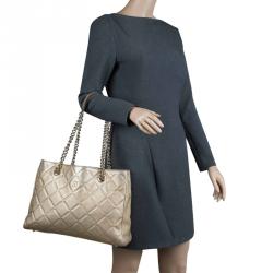 Pre Owned Carolina Herrera Metallic Gold Leather Shopper Tote