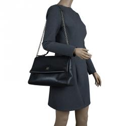 Pre Owned Carolina Herrera Black Leather Minueto Flap Bag