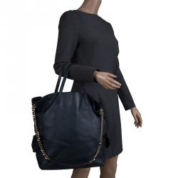 Pre Owned Carolina Herrera Navy Blue Leather Envelope Pocket Tote