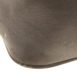 Pre Owned Carolina Herrera Metallic Grey Quilted Leather Shoulder Bag