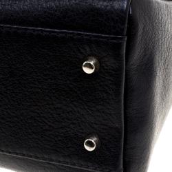 Pre Owned Carolina Herrera Black Leather Flap Shoulder Bag