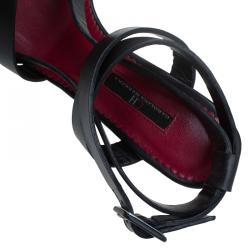 Pre Owned Carolina Herrera Black Leather Strappy Sandals Size 37