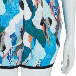 Pre Owned شورت كارفن طباعة متعددة الألوان بحواف متباينة M