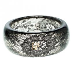 مملوكة مسبقًا CH Carolina Herrera Black Lace Clear Resin Wide Bangle Bracelet