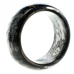 مملوكة مسبقًا CH Carolina Herrera Black Lace Clear Resin Wide Bangle Bracelet