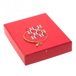 Pre Owned CH Carolina Herrera Logo and Faux Pearl Charm Gold Tone Bracelet 18cm