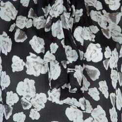 مملوكة مسبقًا توب سي أتش كارولينا هيريرا حرير أسود مورد بعقدة مزينة بلا أكمام مقاس M