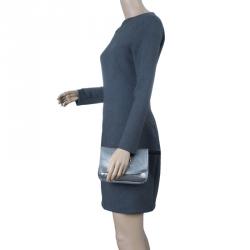 مملوكة مسبقًا حقيبة كلتش سي أتش كارولينا هريرا جلد فضي