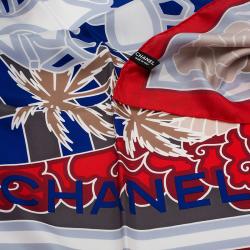 مملوكة مسبقًا Chanel Red and Blue Silk Lion Printed Scarf