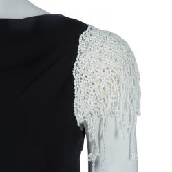 Pre Owned فستان شانيل بيبلوم قصة عنق سابرينا أكمام مطرزة أسود S