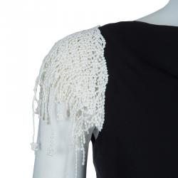 Pre Owned فستان شانيل بيبلوم قصة عنق سابرينا أكمام مطرزة أسود S