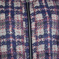 Pre Owned جاكيت شانيل نايلون مطبوع بلا أكمام بوجهين L