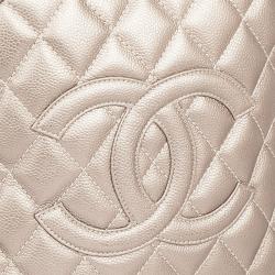Pre Owned Chanel Metallic Quilted Caviar Tassel Top Handle Bag