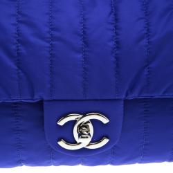 مملوكة مسبقًا Chanel Blue Quilted Nylon Large Flap Shoulder Bag