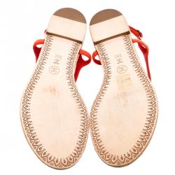 Pre Owned صندل بإصبع شانيل سيور T زخرفة CC سويدي برتقالي مقاس 38