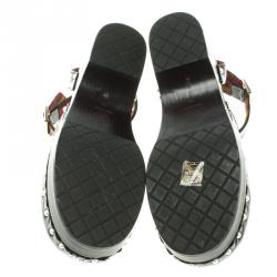 مملوكة مسبقًا Chanel Black Patent Leather Faux Pearls Ankle Wrap Clogs Size 39