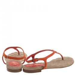 Pre Owned صندل أصبع شانيل سويدي برتقالي حزام حرف T مزين بشعار CC مقاس 39