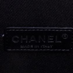 مملوكة مسبقًا Chanel Off White/Black Quilted Leather Small Drawing Portfolio Bag