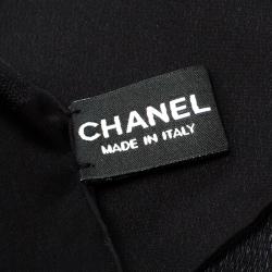 Pre Owned وشاح شانيل CC حرير أسود وكشمير