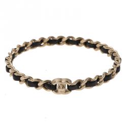 مملوكة مسبقًا Chanel CC Turnlock Logo Black Leather Woven Gold Tone Chain Bangle Size 21cm