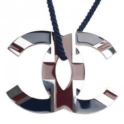 مملوكة مسبقًا قلادة شانيل بدلا ية CC كبيرة يونيون جاك