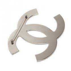 مملوكة مسبقًا قلادة شانيل بدلاية CC كبيرة يونيون جاك