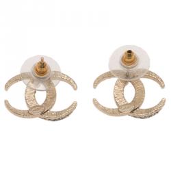 مملوكة مسبقًا حلق شانيل CC موون مرصع كريستال