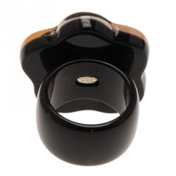 مملوكة مسبقًا خاتم شانيل CC كاميليا راتنج و كريستال متعدد الألوان مقاس 53