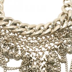 Pre Owned أسورة شانيل بومباي CC بسلاسل فضية اللون