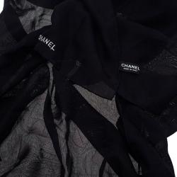 مملوكة مسبقًا وشاح شانيل شيفون أسود مربع