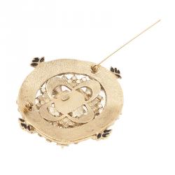 مملوكة مسبقًا بروش شانيل CC متعاكسة كريستال متعدد الألوان ذهبي