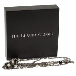 Pre Owned عقد شانيل حزام CC لؤلؤ صناعي وكريستال فضي اللون طول