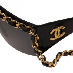 Pre Owned نظارة شانيل فينتدج شيلد سوداء بسلسلة