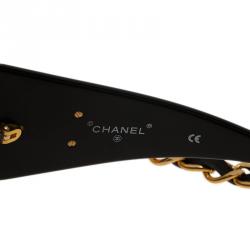 Pre Owned نظارة شانيل فينتدج شيلد سوداء بسلسلة